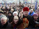 V centru Kyjeva se selo asi 100 tisíc lidí, aby vyjádili nesouhlas s nov
