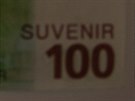 Mladík chtl platit stoeurovou bankovkou, na ní byl nápis "suvenir".