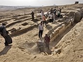 Hrobku lékaře našli egyptologové v Abusíru v září 2013.