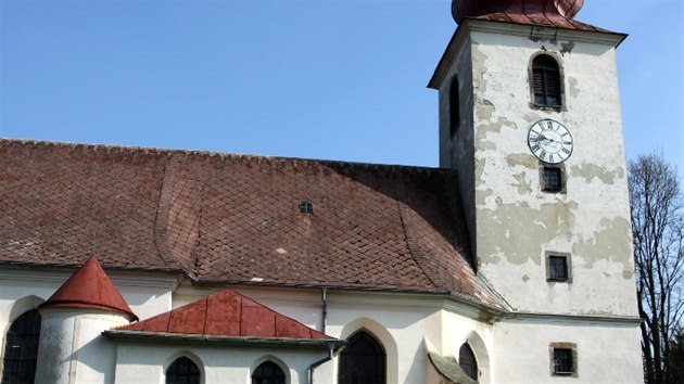 Kostel sv. imona a Judy v Lipov u luknova