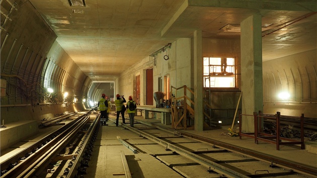 Prostor pro obraty vlak ve stanici Petiny