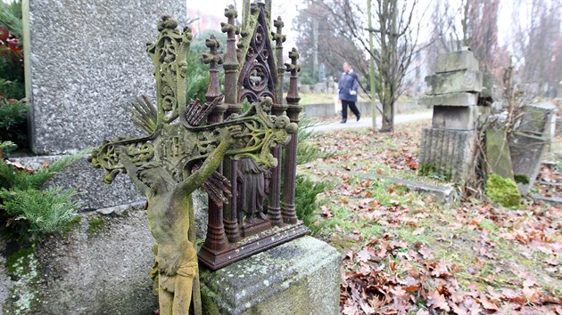 Starý hřbitov na Moráni ve Velkém Meziříčí zažil poslední funus před více než šedesáti lety.