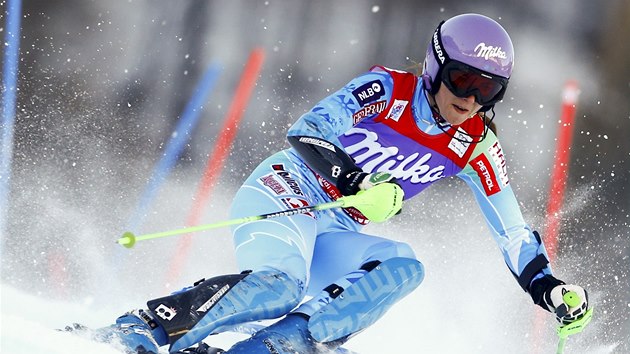 Tina Mazeov v superkombinanm slalomu v Zauchensee.  