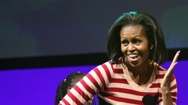 Michelle Obamov je znm propagac zdravho ivotnho stylu a snahou pimt Ameriany ke cvien.