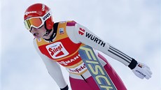 N�mecký sdru�ená� Eric Frenzel potvrdil roli nejv�t�ího favorita a vyhrál v