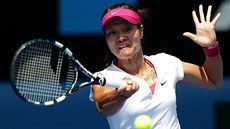 JASNÝ POSTUP. Tomá Berdych se na výhru v 2. kole Australian Open proti Francouzi De Schepperovi píli nenadel.