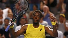 OBLÍBENÝ FRANCOUZ. Tenisový komik Gael Monfils slaví postup do 3. kola...