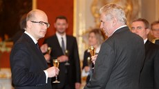 Prezident Milo Zeman jmenoval Bohuslava Sobotku premiérem R. (17. ledna 2014)