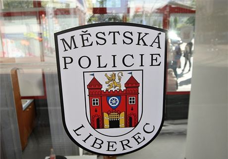 Znak mstské policie v Liberci. Ilustraní snímek