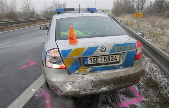 Na silnici u Kamenných ehrovic na Kladensku dopoledne havarovalo v krátkém...