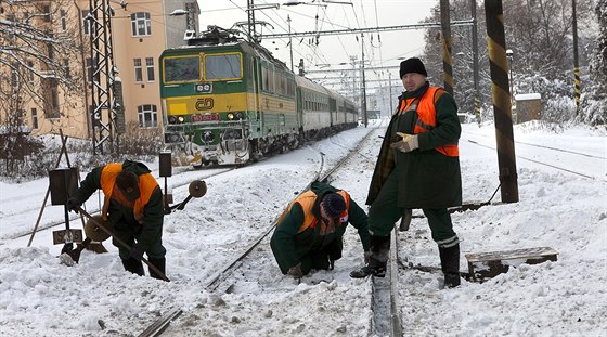 Od poloviny září způsobil zloděj kabelů Správě železniční dopravní cesty škodu za téměř 300 tisíc korun. Ilustrační snímek