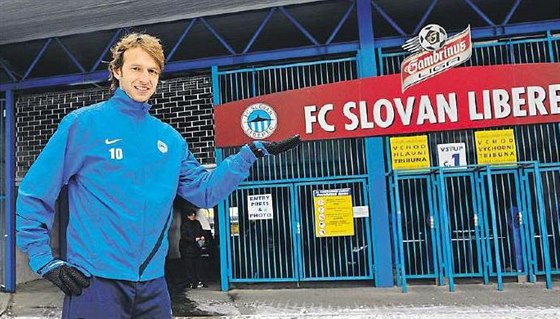 Fotbalový záloník Marek Jarolím jde na svj první trénink s fotbalisty Liberce.