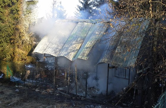 Poár chaty ve Vratislavicích nad Nisou (26. ledna 2014)
