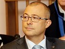 Bývalý ministr obrany Martin Barták a zbroja Michal Smr u soudu (20. ledna...