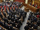 Ukrajintí poslanci ped klíovým zasedáním parlamentu (28. ledna 2013)