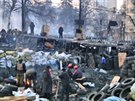 Poniené námstí v centru Kyjeva. (27. ledna 2014)