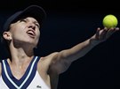 SERVIS. Simona Halepová ve tvrtfinále Australian Open. 