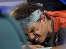 BOLEST. Rafael Nadal ve finále Australian Open. 