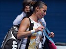 Italská tenistka Flavia Pennettaová odchází z kurtu po tvrtfinálové poráce s...
