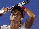 astná Li Na, práv se stala vítzkou Australian Open.