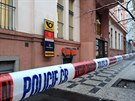 Policie opt uzavela ulici na praských Vinohradech kvli hláené bomb (22....