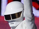 Daft Punk s cenou za nahrávku roku (Grammy 2013)