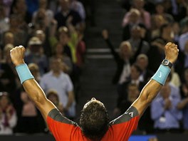 TRIUMF. Rafael Nadal po vtzstv v semifinle Australian Open. 