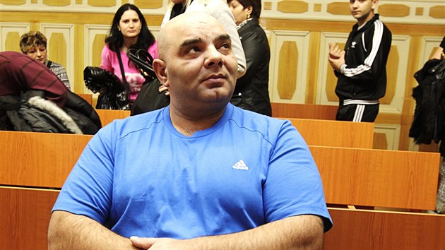 Čtvrtým obžalovaným z napadení dvou mužů v Duchcově je Ladislav Feri.
