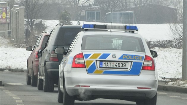 Policist zadreli u Prhonic enu, kter dila i pes zkaz zen
