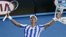 JÁ TO DOKÁZAL. Tomáš Berdych slaví postup do semifinále Australian Open. 