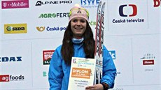 Mladá nad�je �eského ly�ování z Jesenicka, t�ináctiletá Karolína Poulíková, u�...
