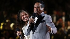 Steven Tyler a Smokey Robinson (Grammy 2013)