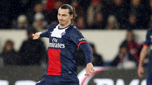 U ME. Zlatan Ibrahimovic z Paris St. Germain v utkn proti Bordeaux. 