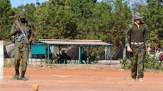 Výcvik na vyhledávaní výbuných zaízení u msta Koulikoro v africkém Mali