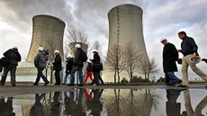Jedna z tiskových konferencí v Jaderné elektrárn� Dukovany byla spojena i s...
