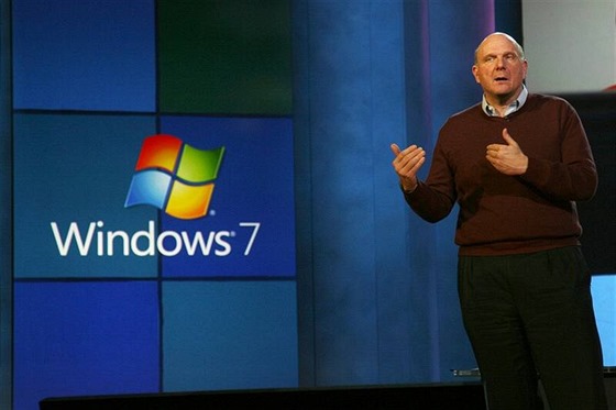Steve Ballmer pedstavuje Windows 7