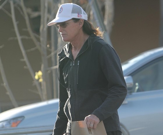 Bývalý atlet a olympionik Bruce Jenner brzy projde zmnou pohlaví. 