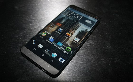 Údajná podoba HTC M8, nástupce HTC One