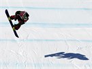 Japonský snowboardista Yuki Kadono v olympijském finále slopestylu. (8. února...