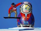 Belgian Seppe Smitsletí kolem bábuky v olympijském finále slopestylu. (8....