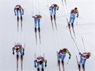 Závod skiatlonist na 30 kilometr ve stedisku Laura Cross Country. (9. února...