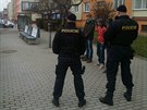 Policie zadrela mladky, kte oloupili teenagera o mobiln telefon. S...