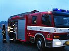 Zásah hasi na Dvoákov nábeí kvli ropné skvrn na Vltav