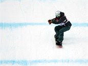 O MEDAILI. Snowboardistka rka Panochov na trati olympijskho finle ve...
