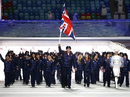 Olympioniky z Velké Británie jako obvykle oblékl nmecký adidas. Tmavomodré...