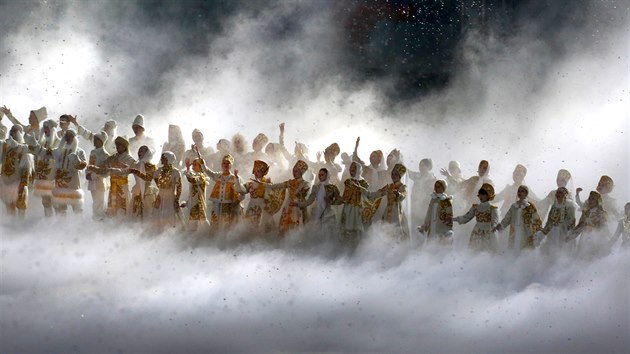 Slavnostn zahajovac ceremonil zimnch olympijskch her v Soi. (7. nora...