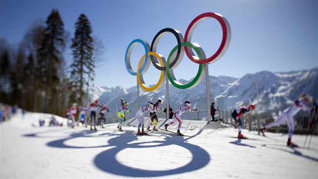 Skiatlonov zvod en na 15 kilometr ve stedisku Laura Cross Country. (8. nora 2014)