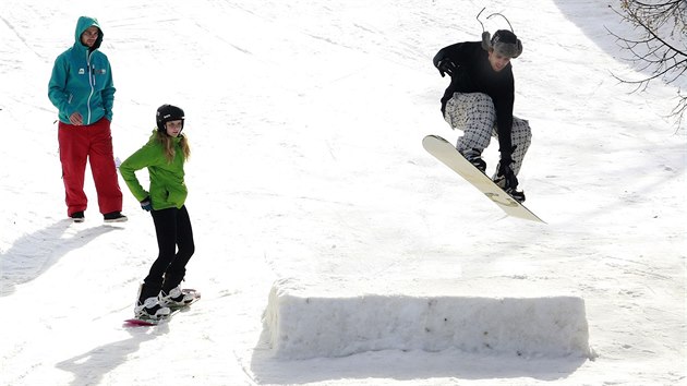 SNOWBOARD. I ten si mete vyzkouet v Olympijskm parku na Letn.