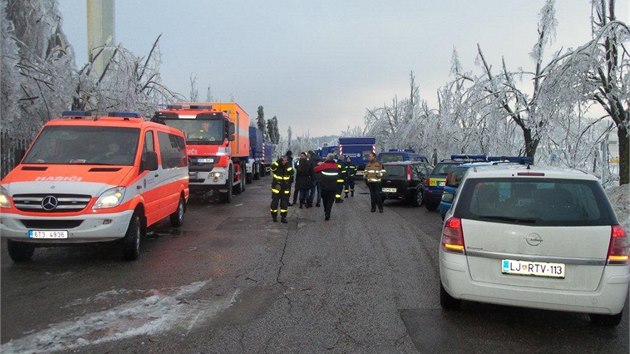 Hasii dorazili do slovinskho msta Postojna v nedli veer, od pondl zde vyrb proud pro st obyvatel (4. 2. 2014).