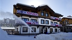 Olympijská vesnice Sloboda - domek �eských sportovc� s krásnou výzdobou.